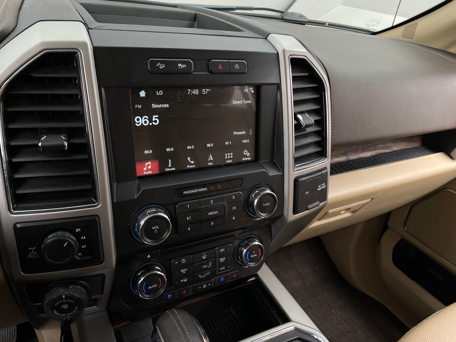 Thumbnail: 2018 Ford Econoline - 3