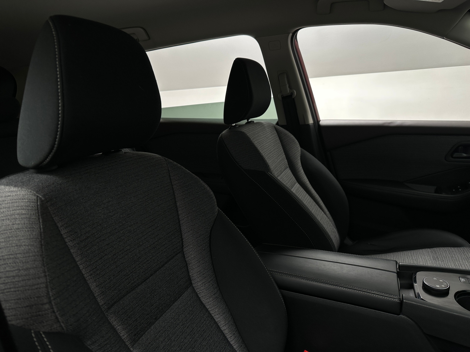 Thumbnail: 2021 Nissan Rogue - 2