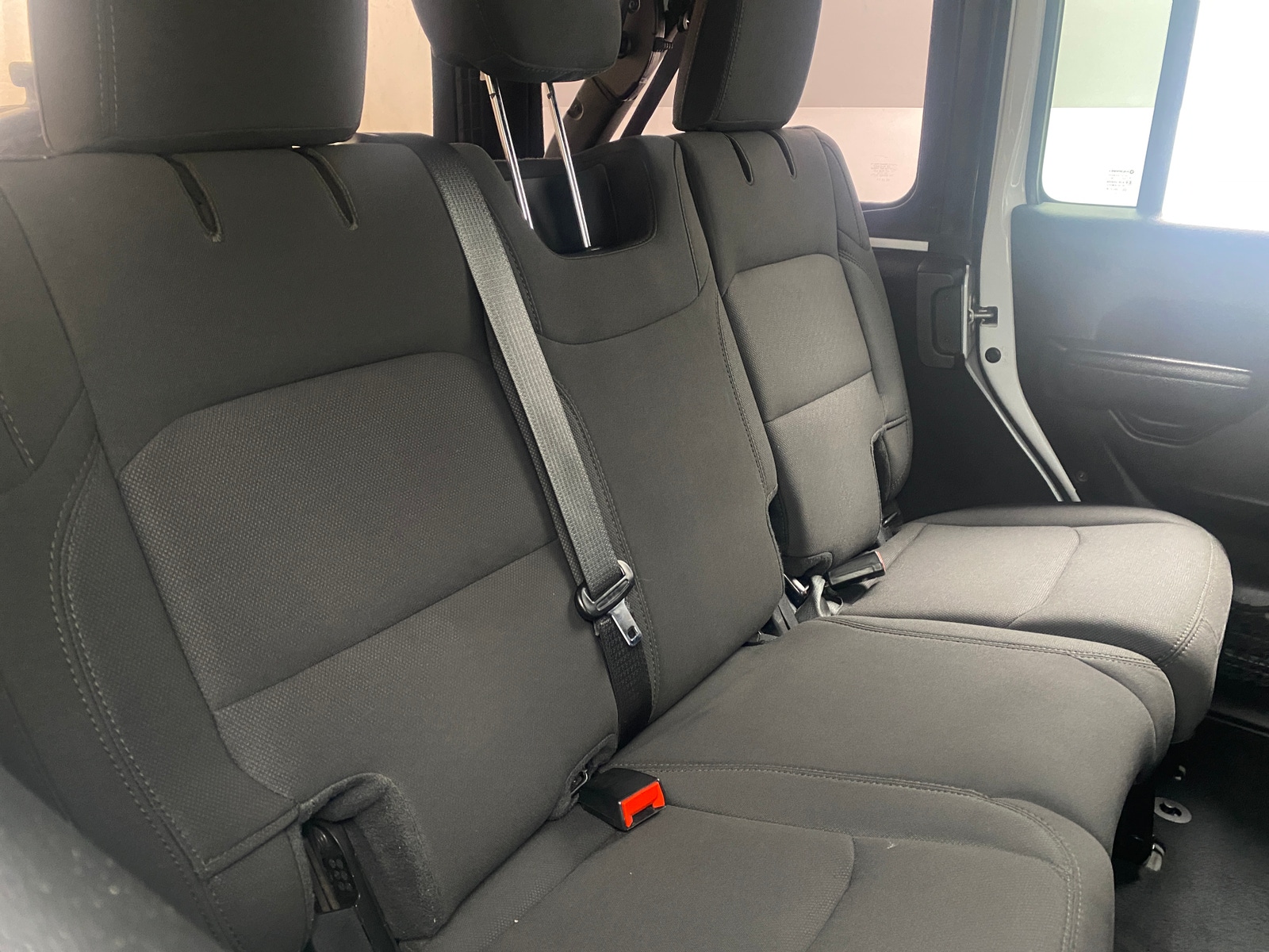 Thumbnail: 2022 Jeep Wrangler - 6