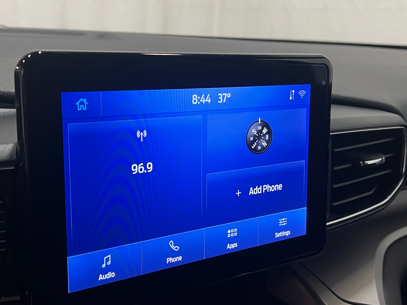 Thumbnail: 2023 Ford Explorer - 4