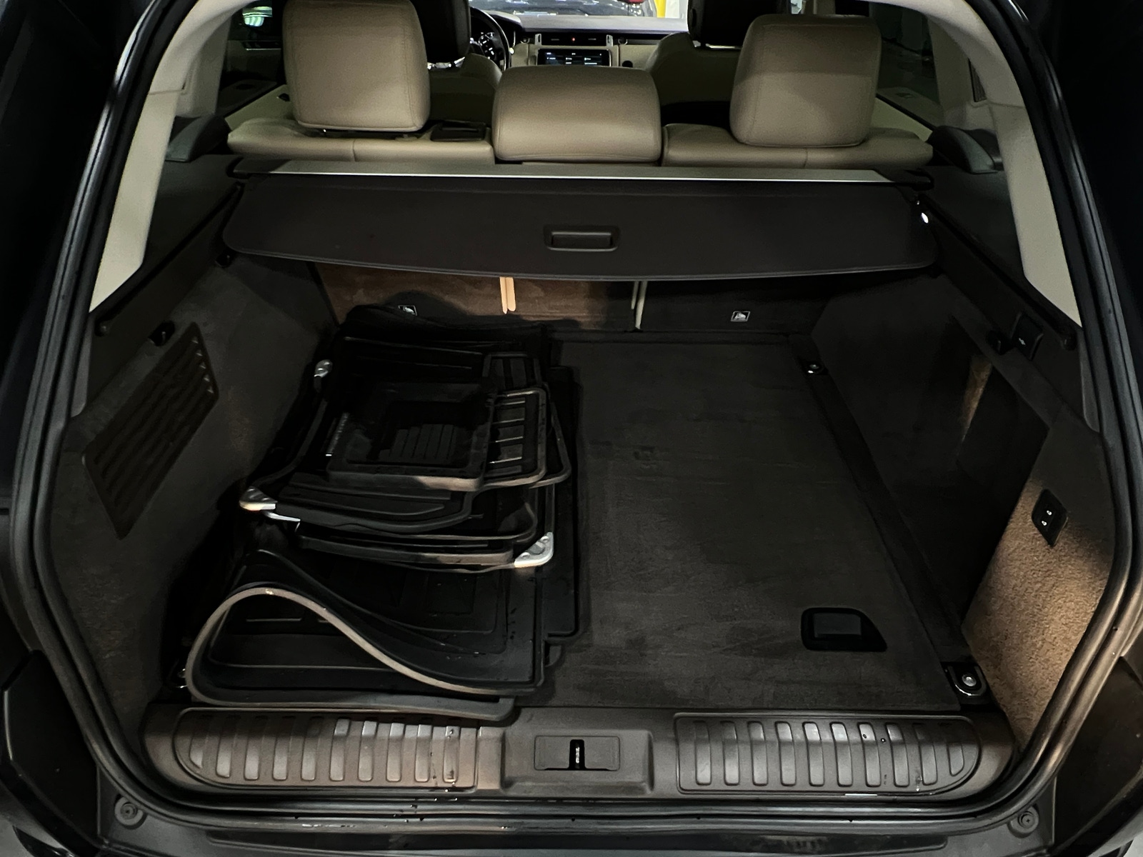 Thumbnail: 2019 Land Rover Range Rover Sport - 6