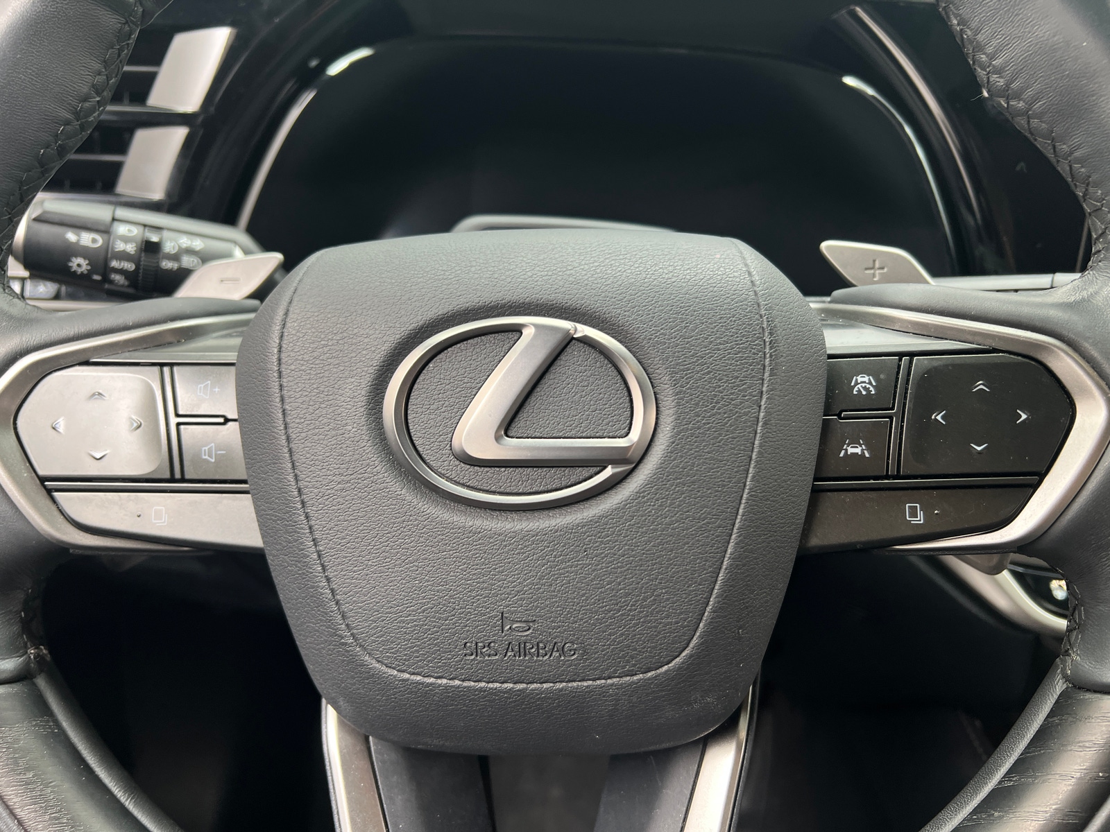 Thumbnail: 2023 Lexus RX - 4