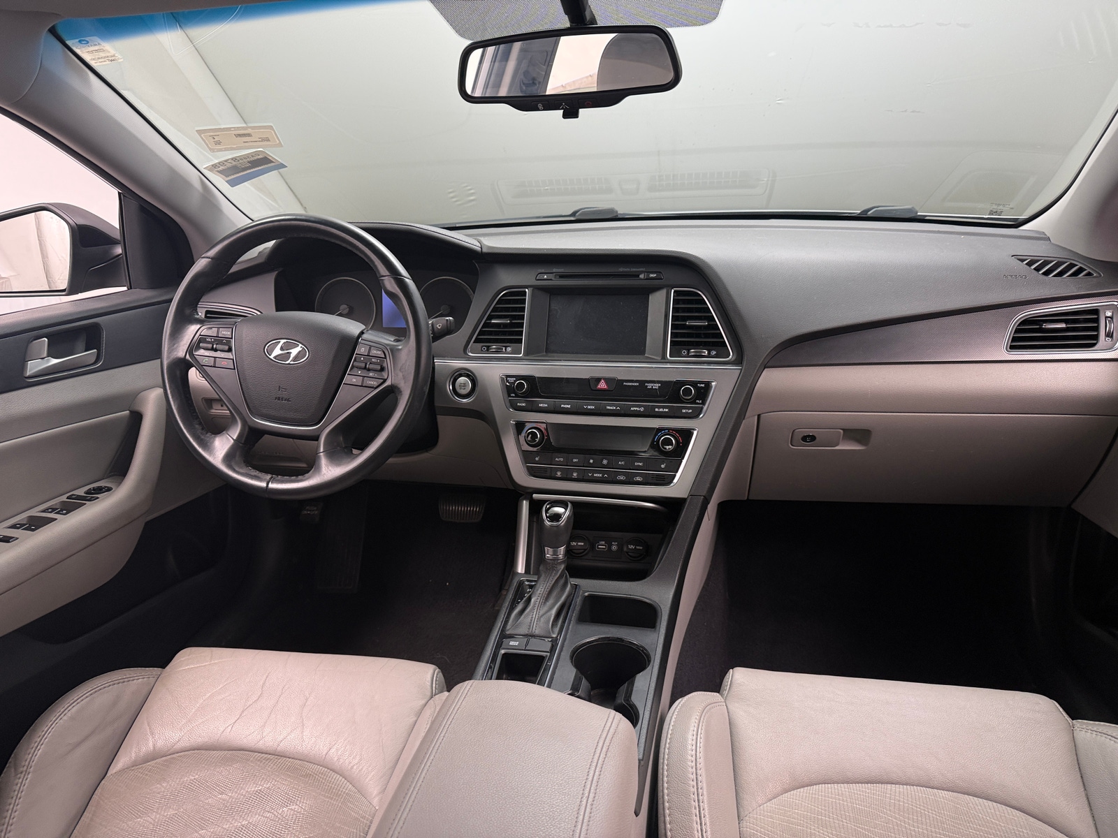 Thumbnail: 2016 Hyundai Sonata - 3