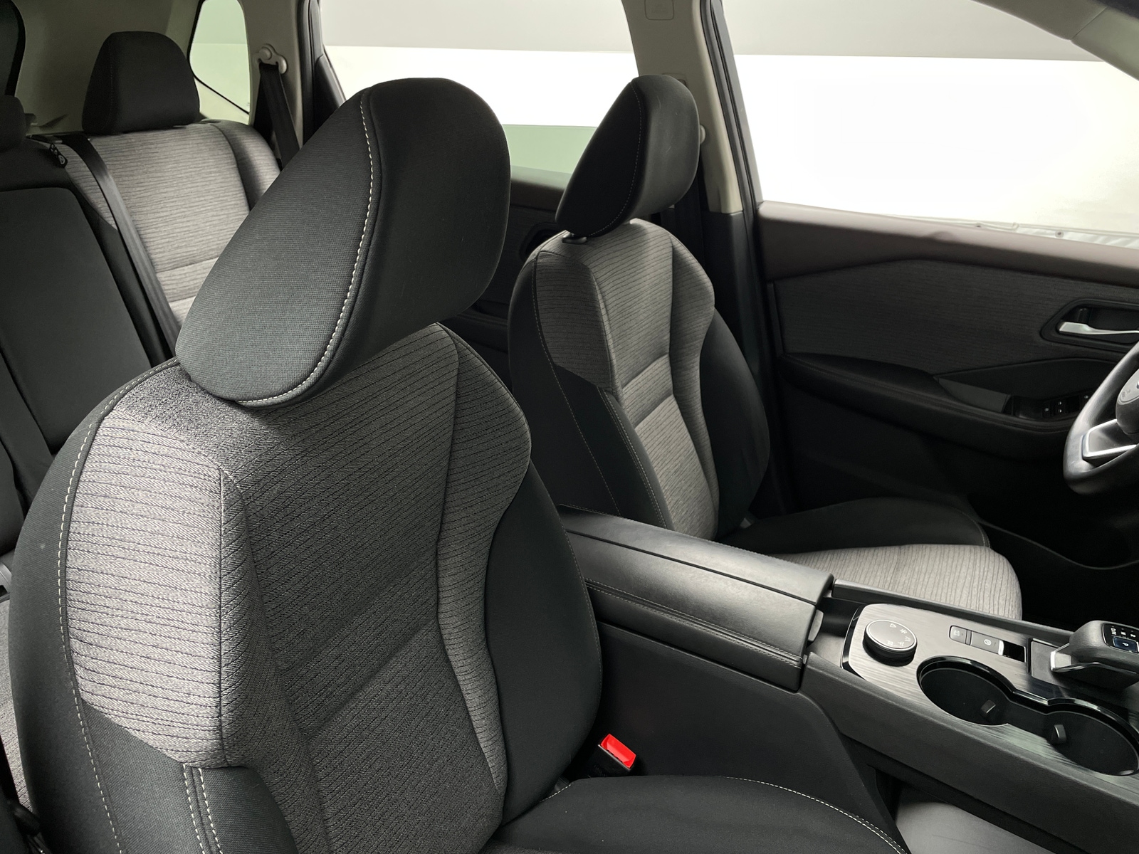 Thumbnail: 2021 Nissan Rogue - 2