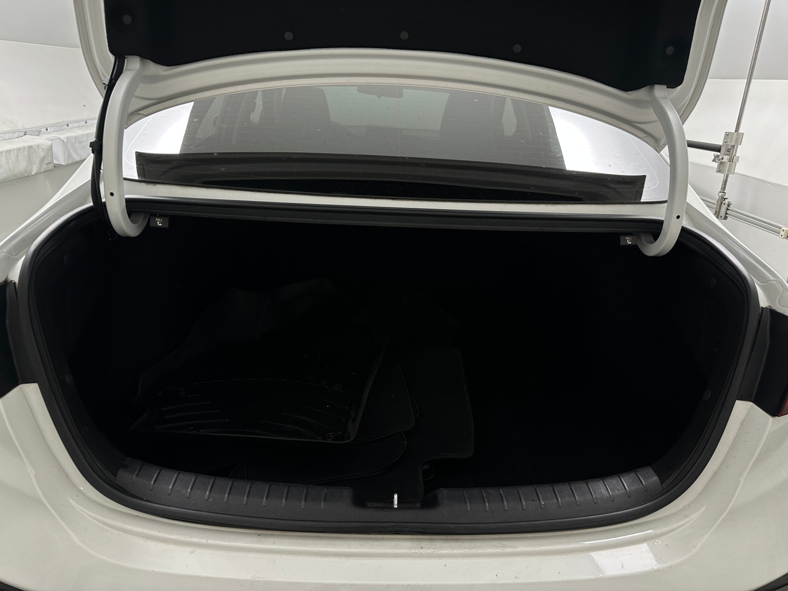 Thumbnail: 2019 Kia Forte - 7