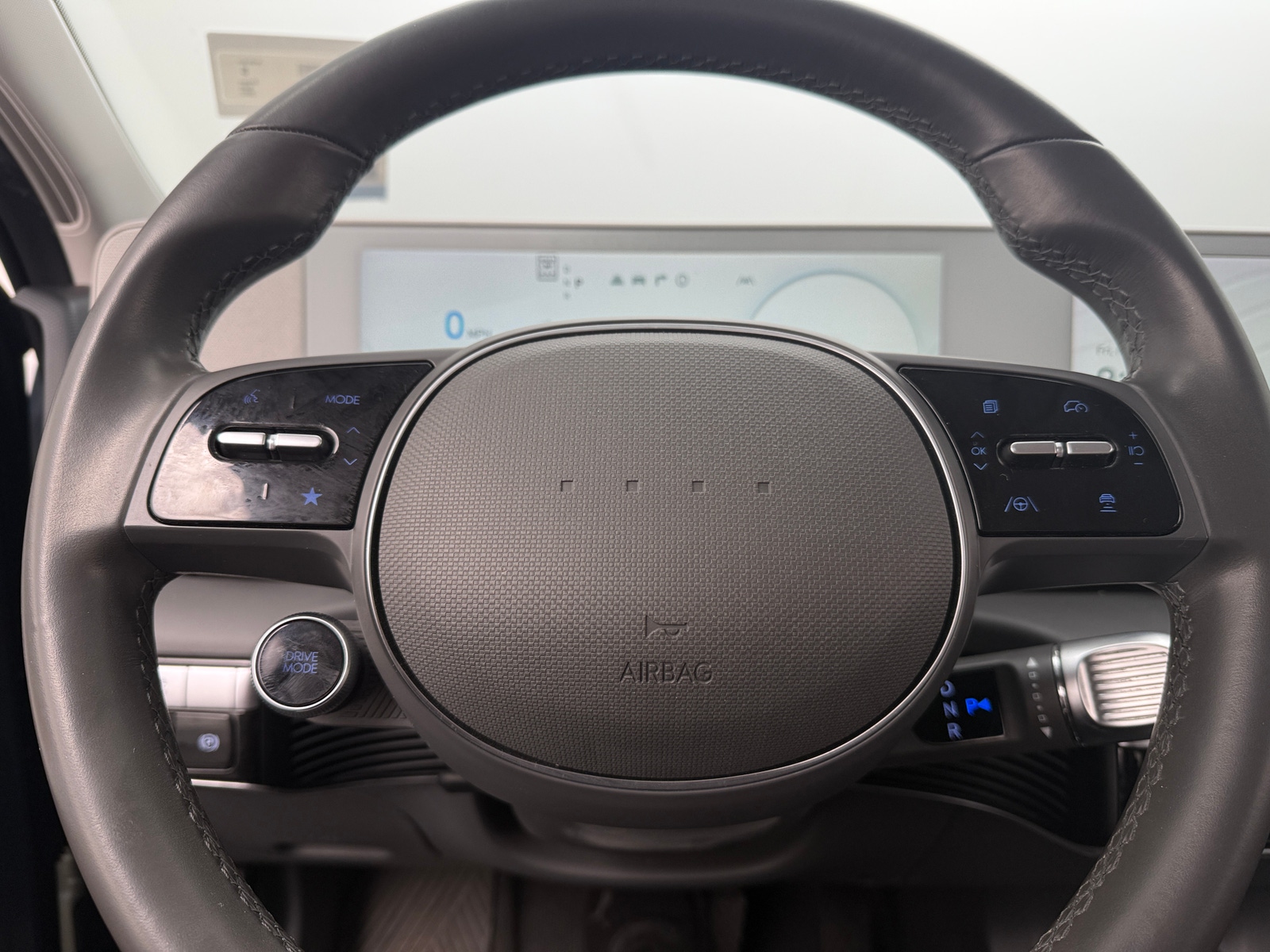 Thumbnail: 2022 Hyundai Ioniq 5 - 5