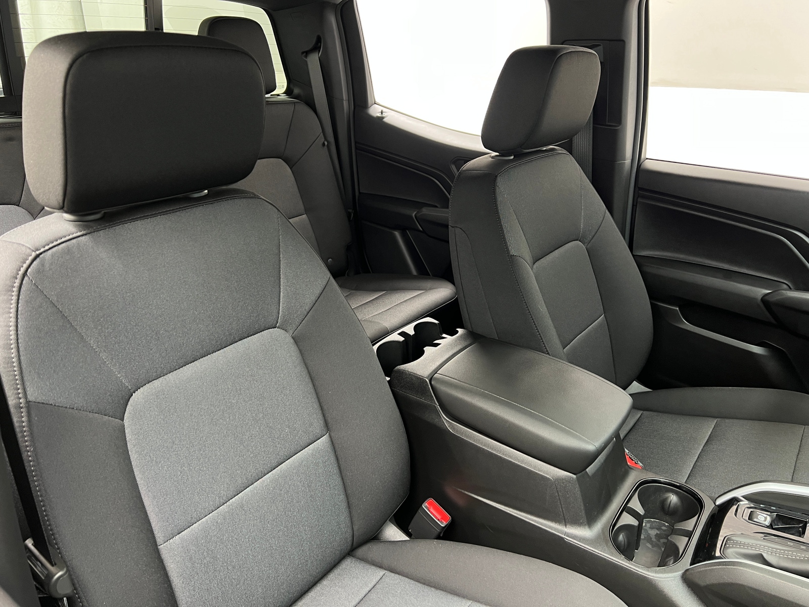 Thumbnail: 2024 Chevrolet Colorado - 2