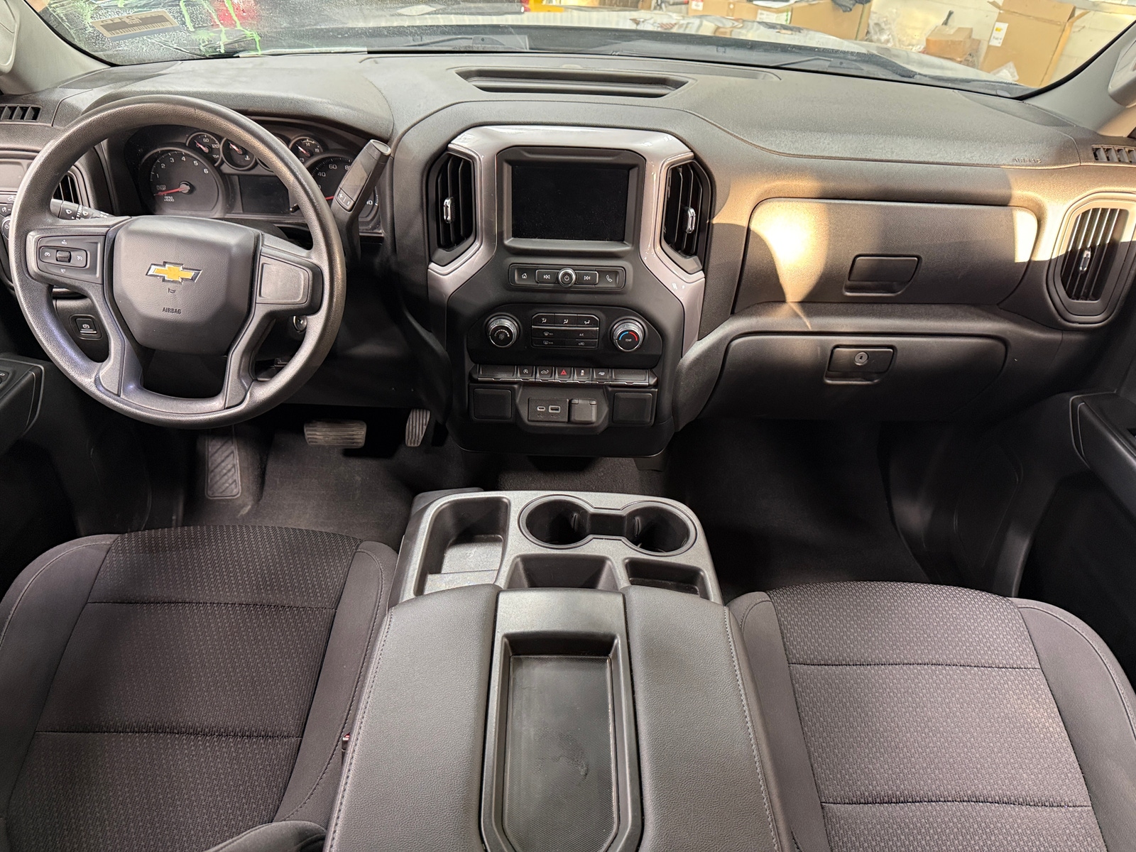 Thumbnail: 2022 Chevrolet Silverado 1500 - 3