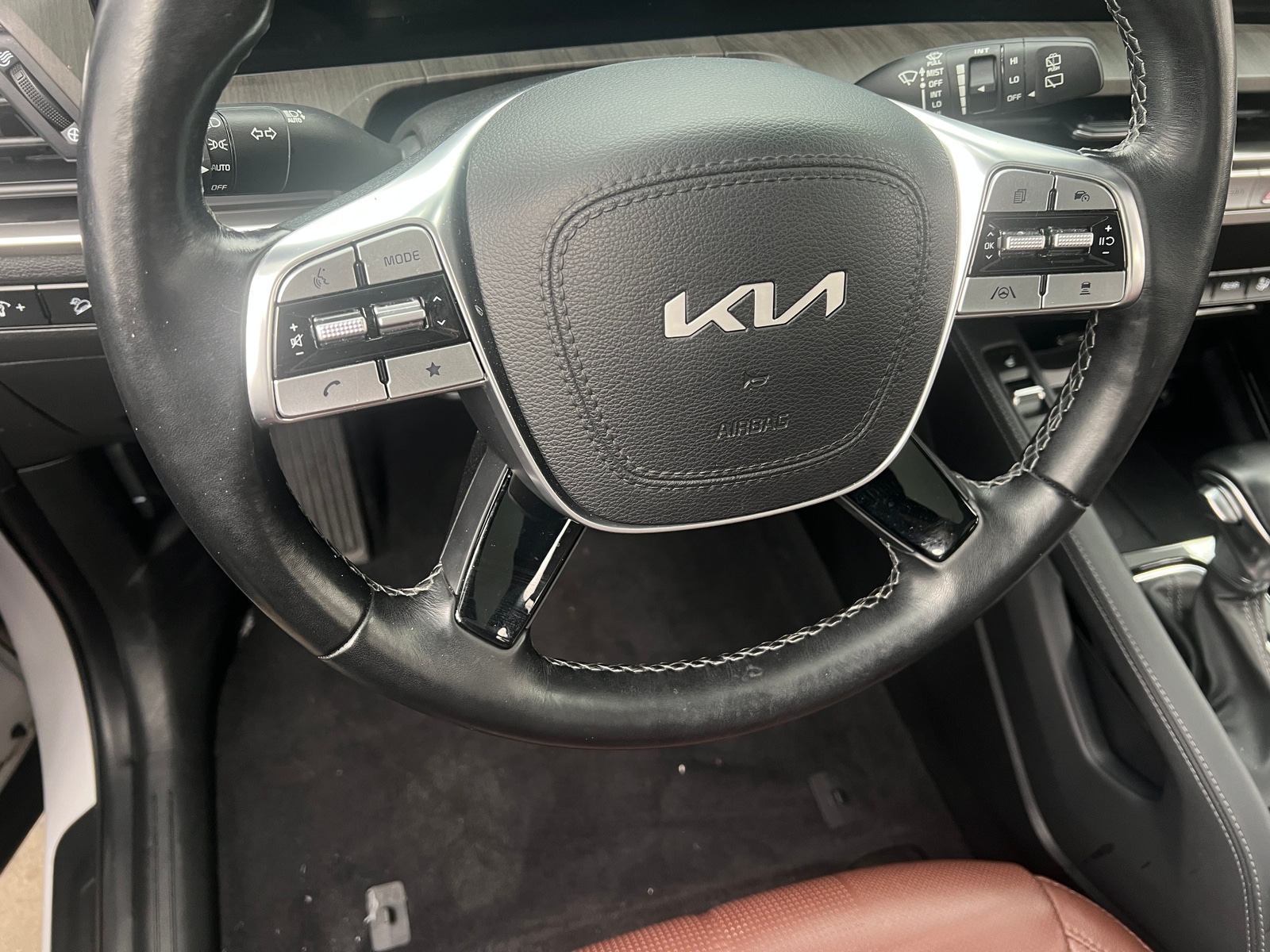 Thumbnail: 2023 Kia Telluride - 4