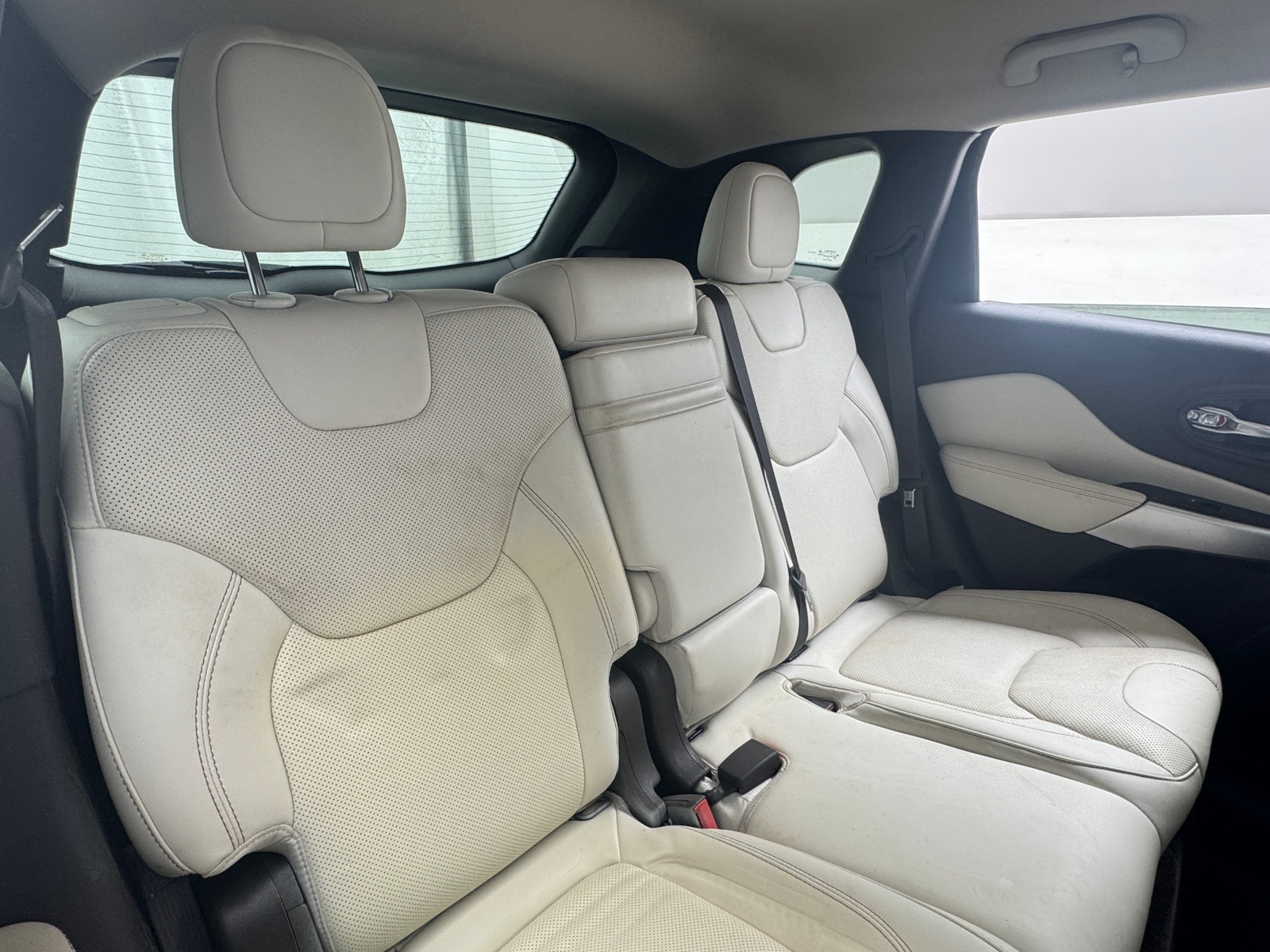 Thumbnail: 2017 Jeep Cherokee - 5