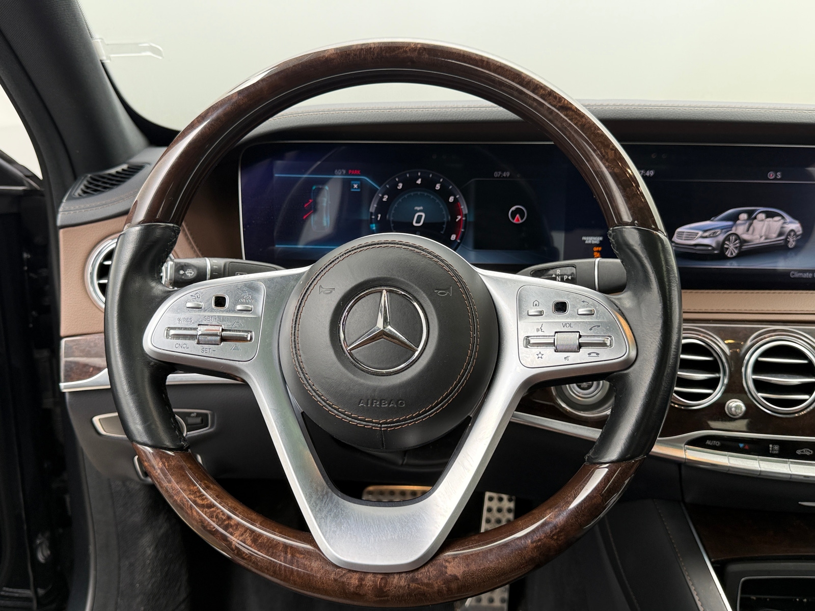Thumbnail: 2019 Mercedes-Benz S-Class - 4