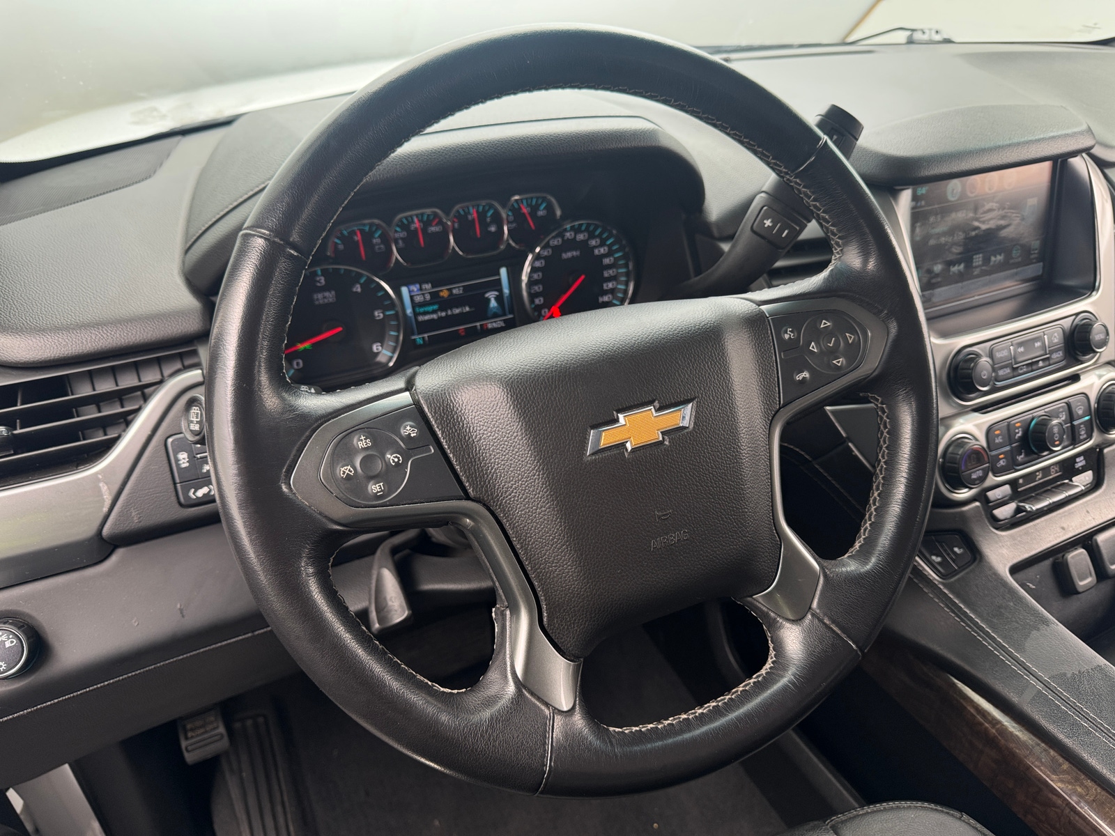 Thumbnail: 2020 Chevrolet Suburban - 4