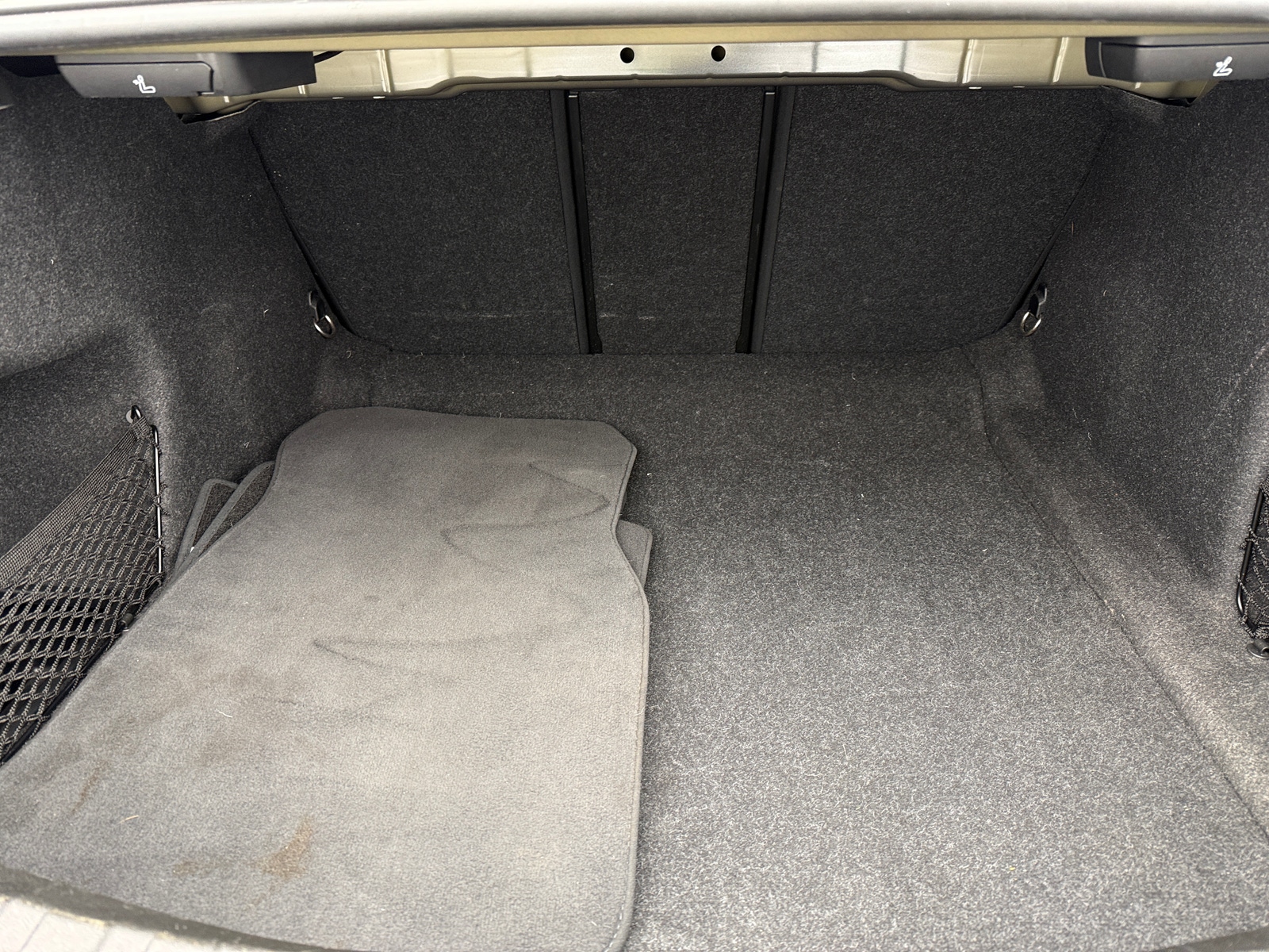 Thumbnail: 2019 BMW 3 Series - 6