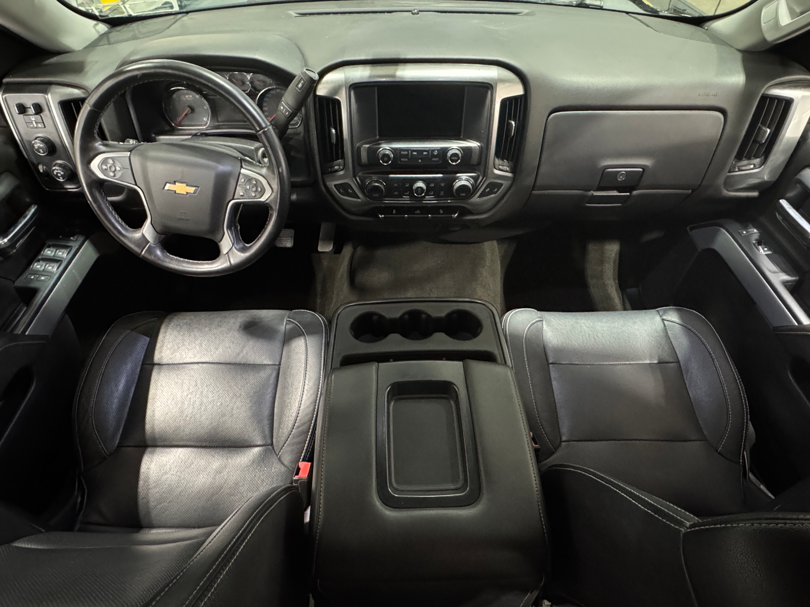 Thumbnail: 2018 Chevrolet Silverado 1500 - 3