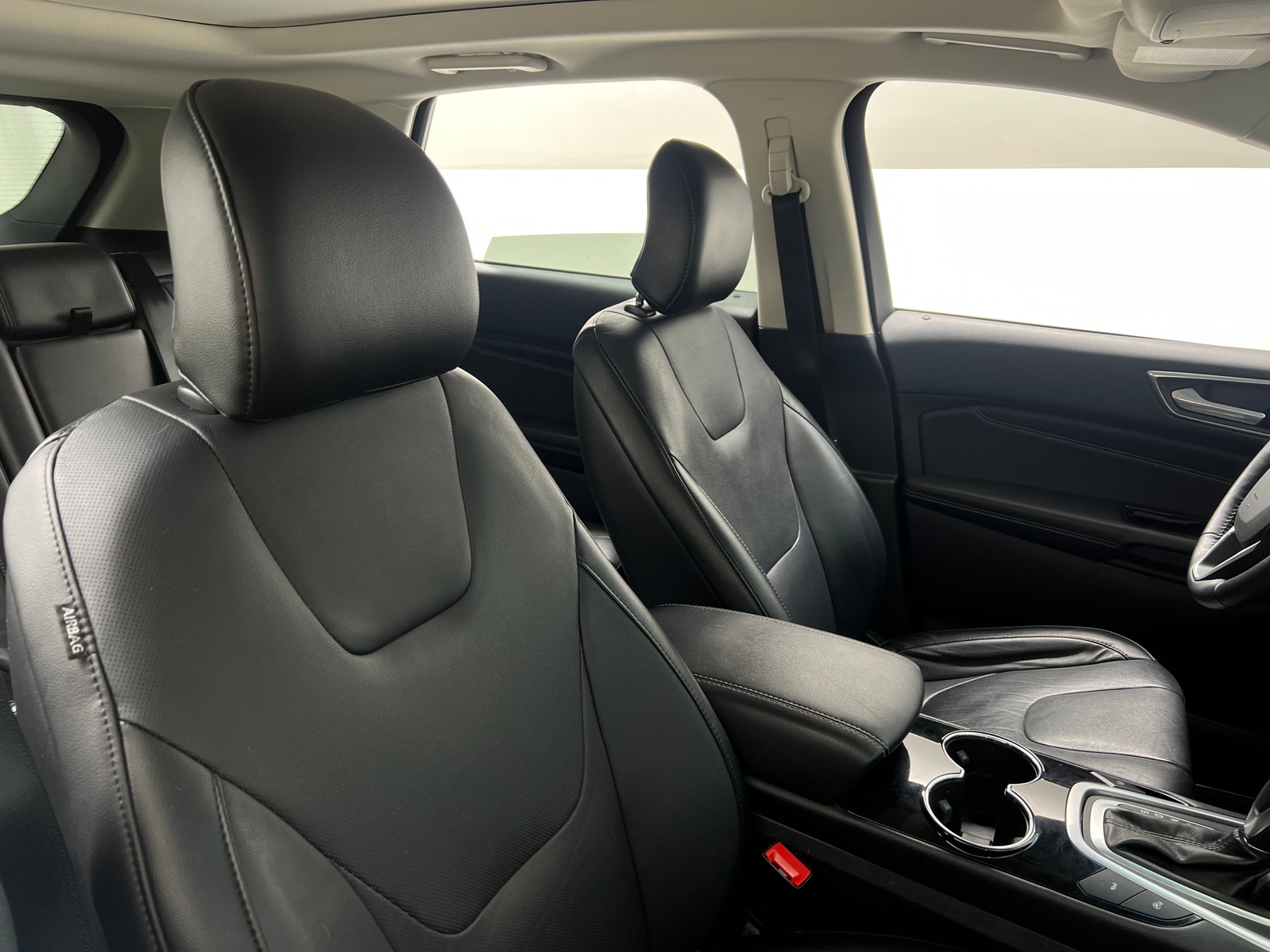 Thumbnail: 2016 Ford Edge - 2