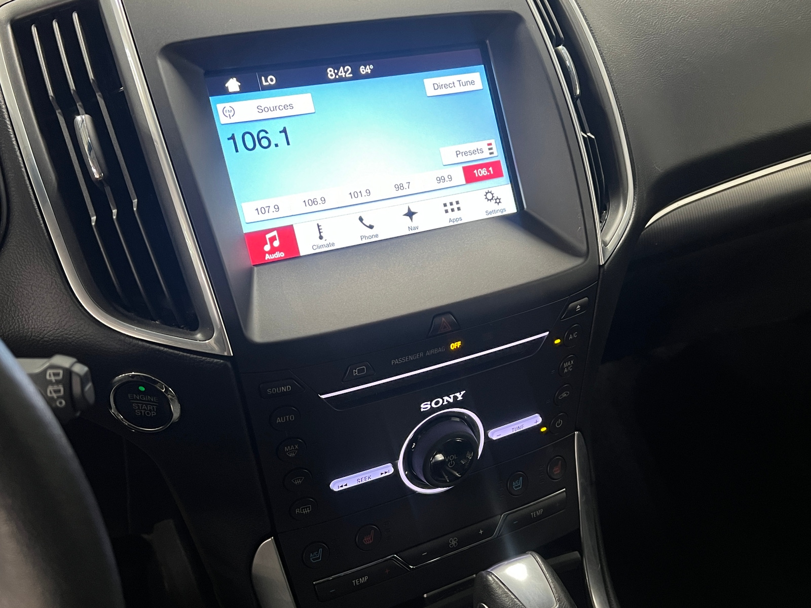 Thumbnail: 2016 Ford Edge - 4