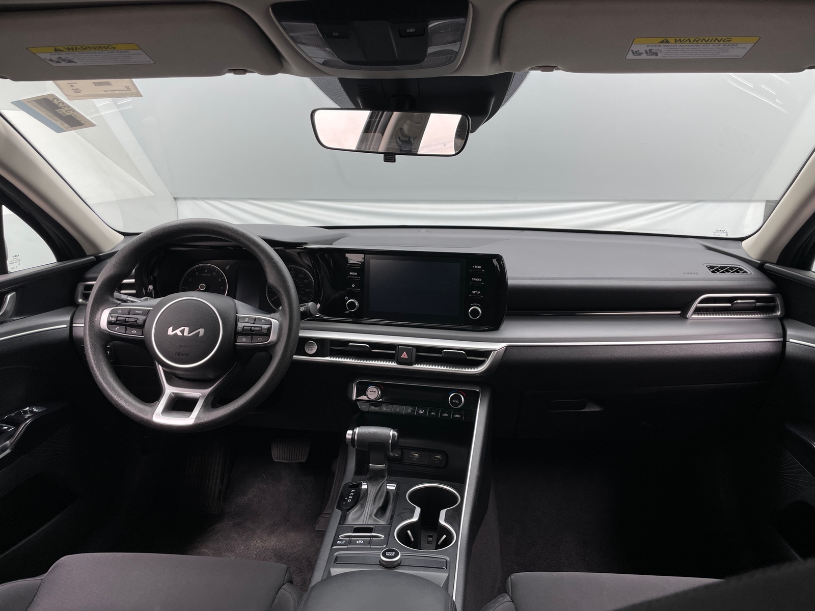 Thumbnail: 2023 Kia K5 - 3