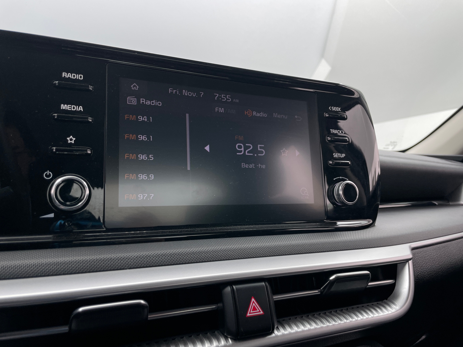 Thumbnail: 2023 Kia K5 - 4