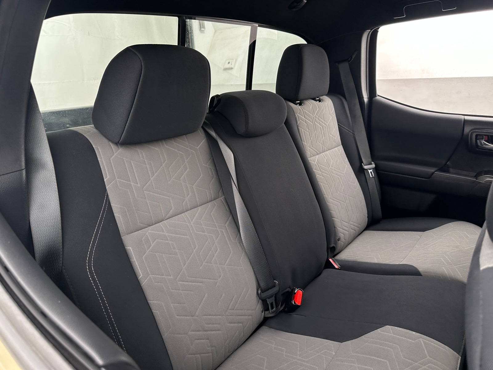 Thumbnail: 2020 Toyota Tacoma - 6