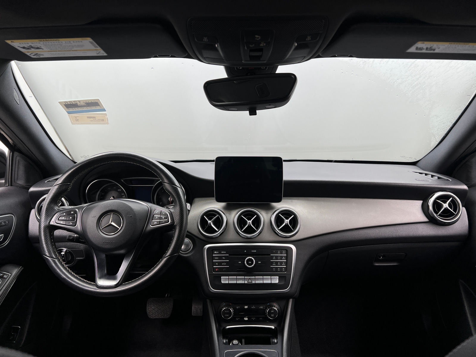 Thumbnail: 2018 Mercedes-Benz GLA - 2