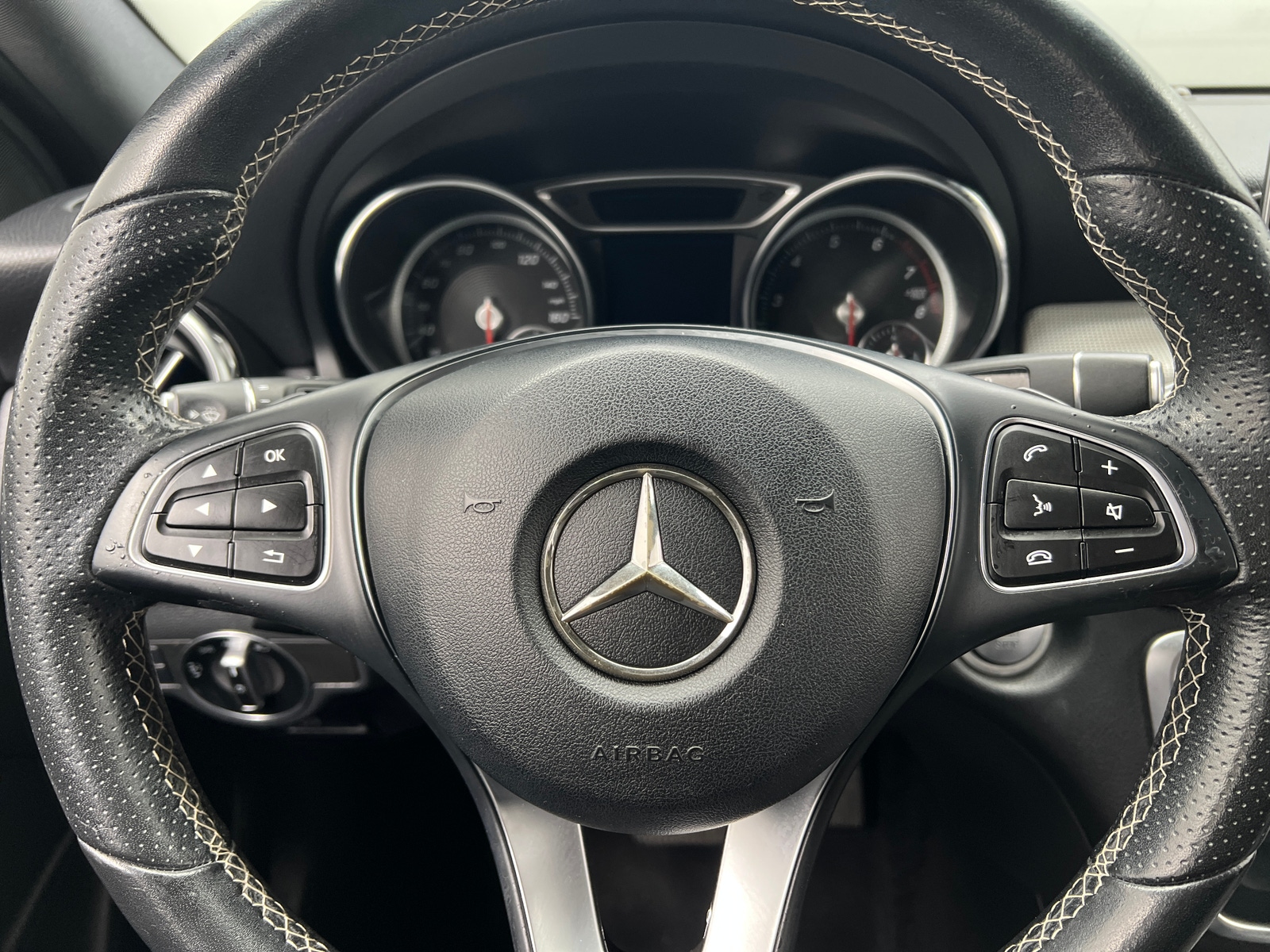 Thumbnail: 2018 Mercedes-Benz GLA - 4