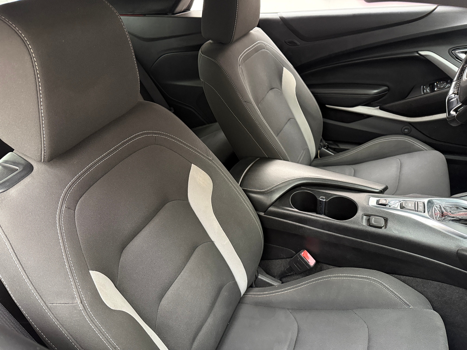 Thumbnail: 2019 Chevrolet Camaro - 2