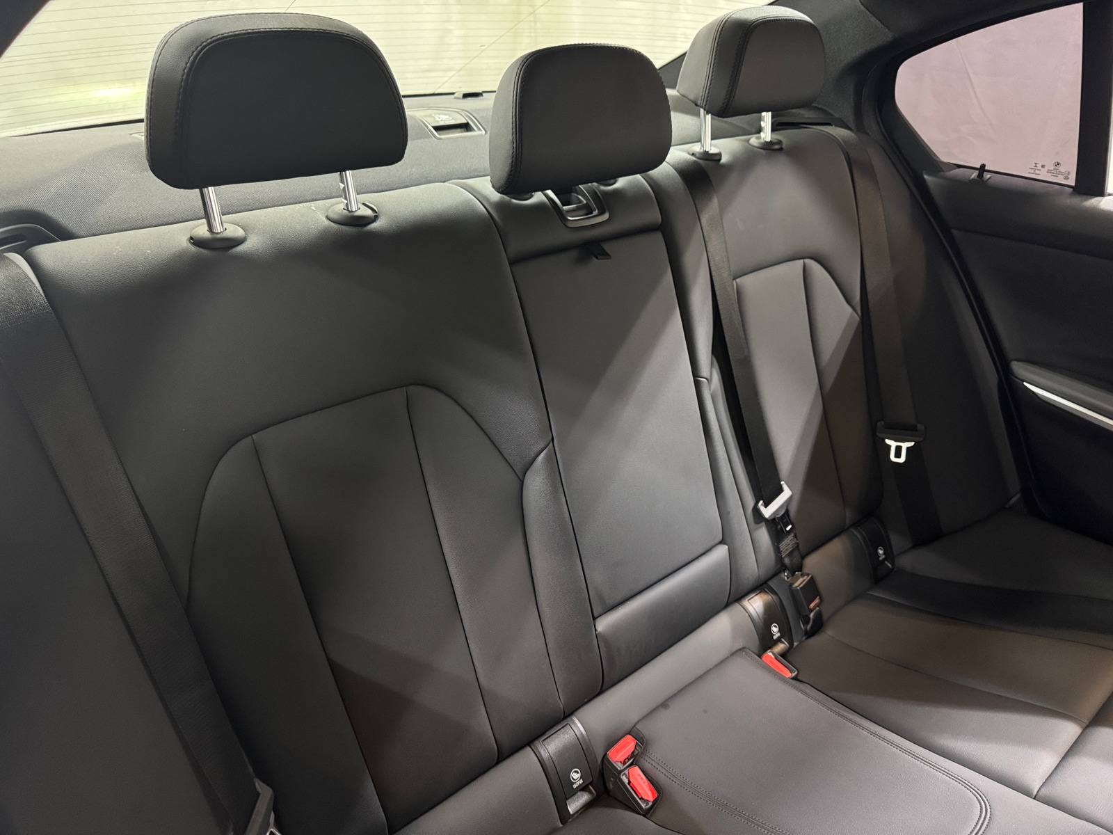 Thumbnail: 2019 BMW 3 Series - 6