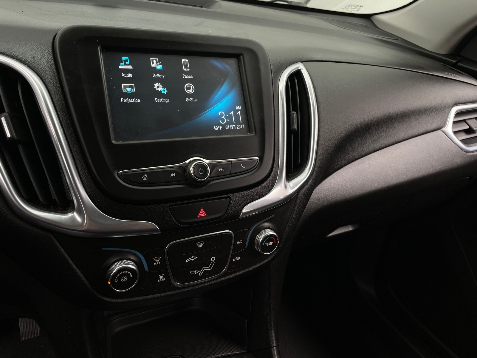 Thumbnail: 2018 Chevrolet Equinox - 4