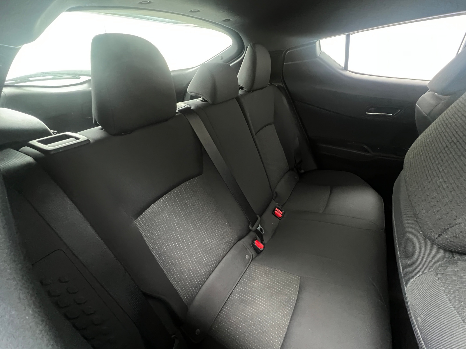 Thumbnail: 2018 Toyota C-HR - 6