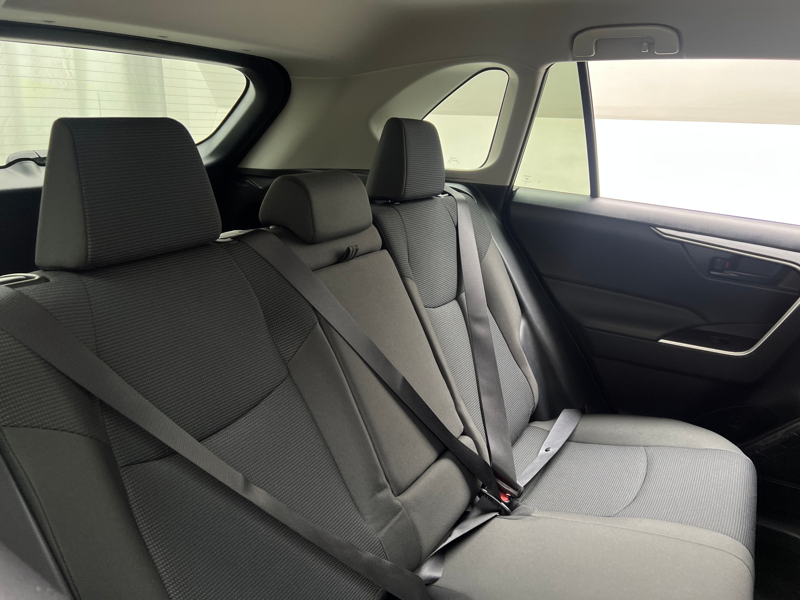 Thumbnail: 2025 Toyota RAV4 - 6