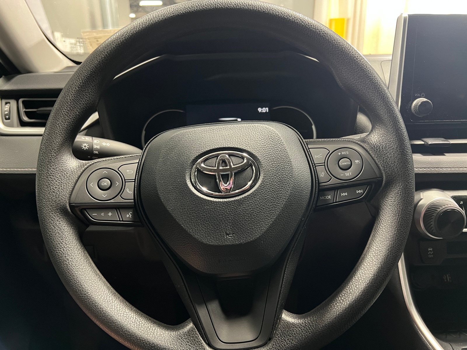 Thumbnail: 2025 Toyota RAV4 - 5