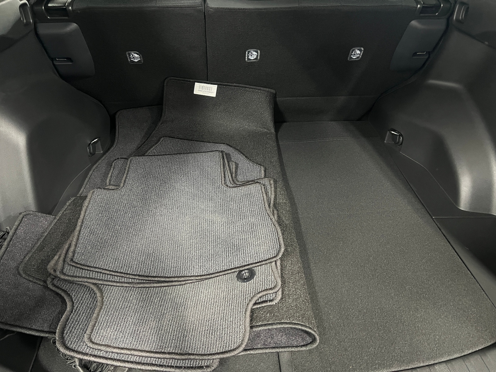 Thumbnail: 2025 Toyota RAV4 - 7