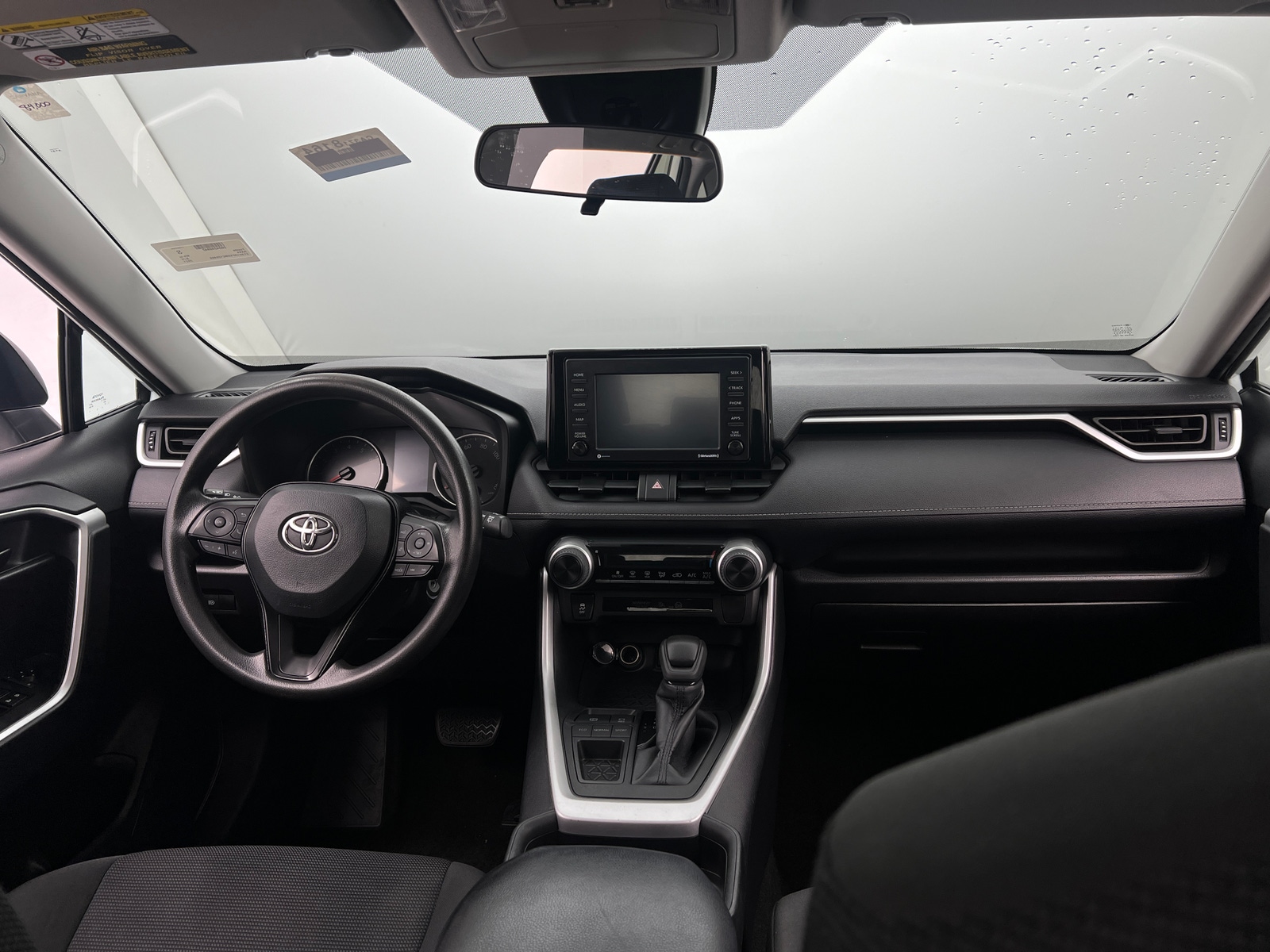 Thumbnail: 2021 Toyota RAV4 - 3