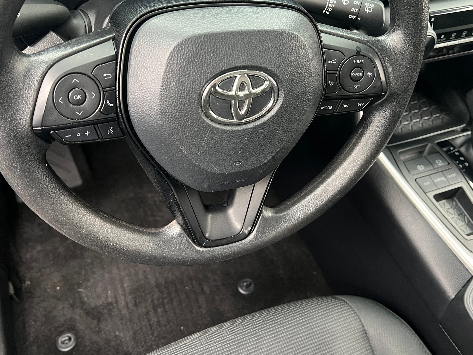 Thumbnail: 2021 Toyota RAV4 - 5