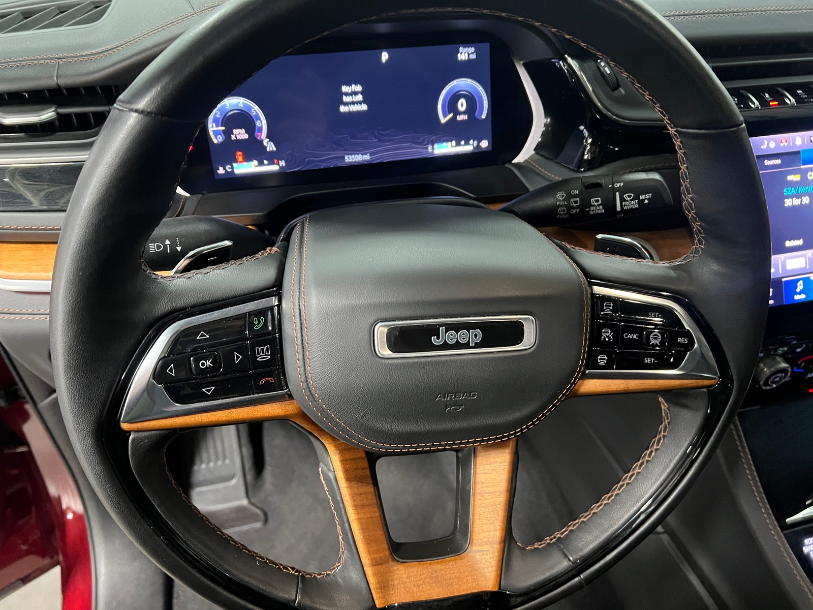 Thumbnail: 2022 Jeep Grand Cherokee - 4