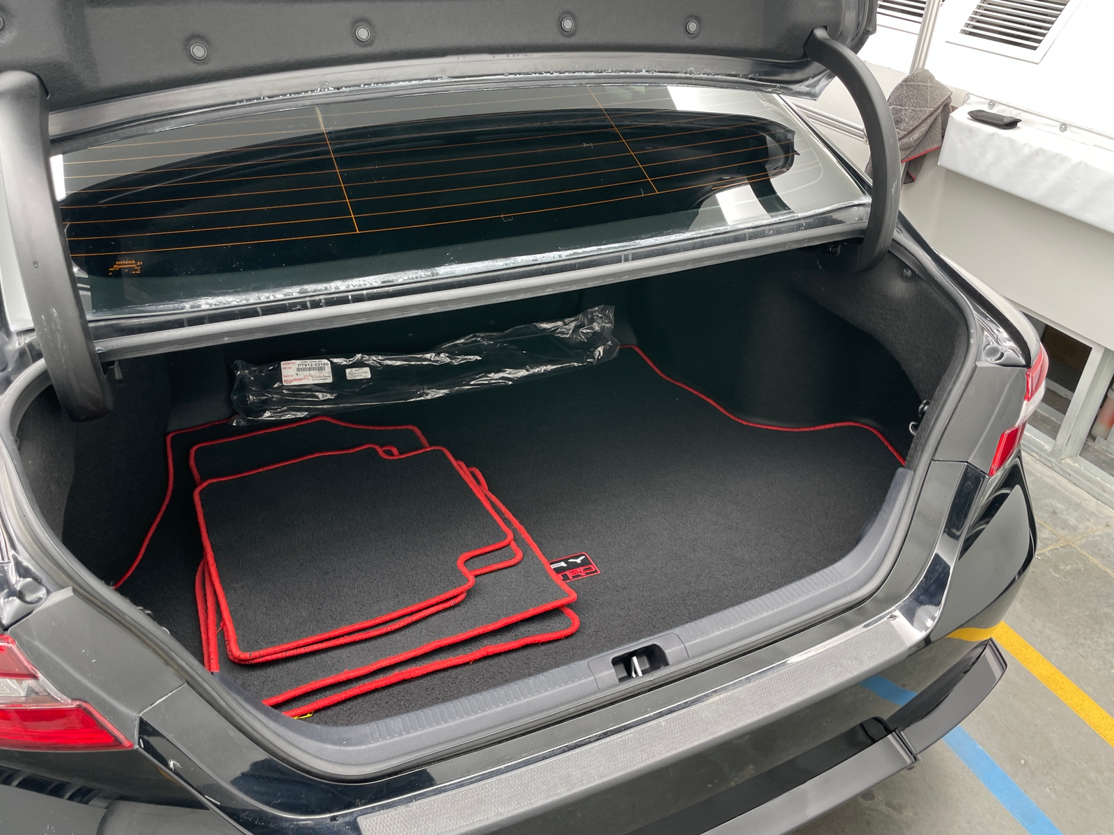 Thumbnail: 2023 Toyota Camry - 7