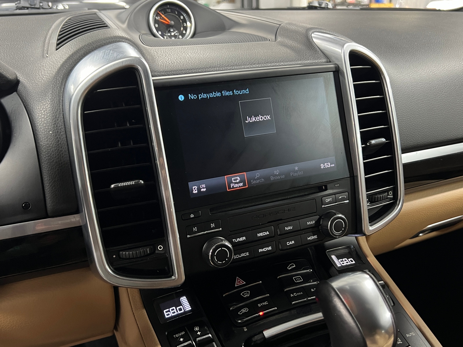 Thumbnail: 2018 Porsche Cayenne - 3