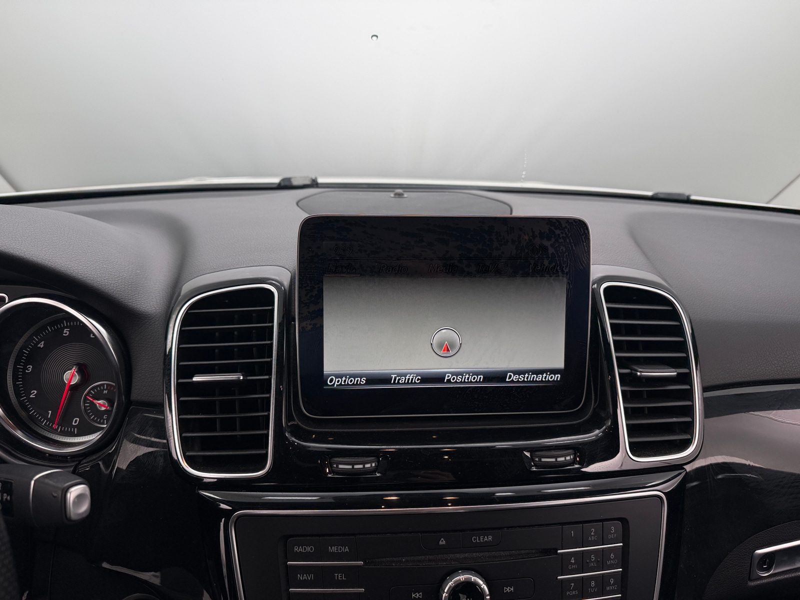 Thumbnail: 2018 Mercedes-Benz GLE - 3