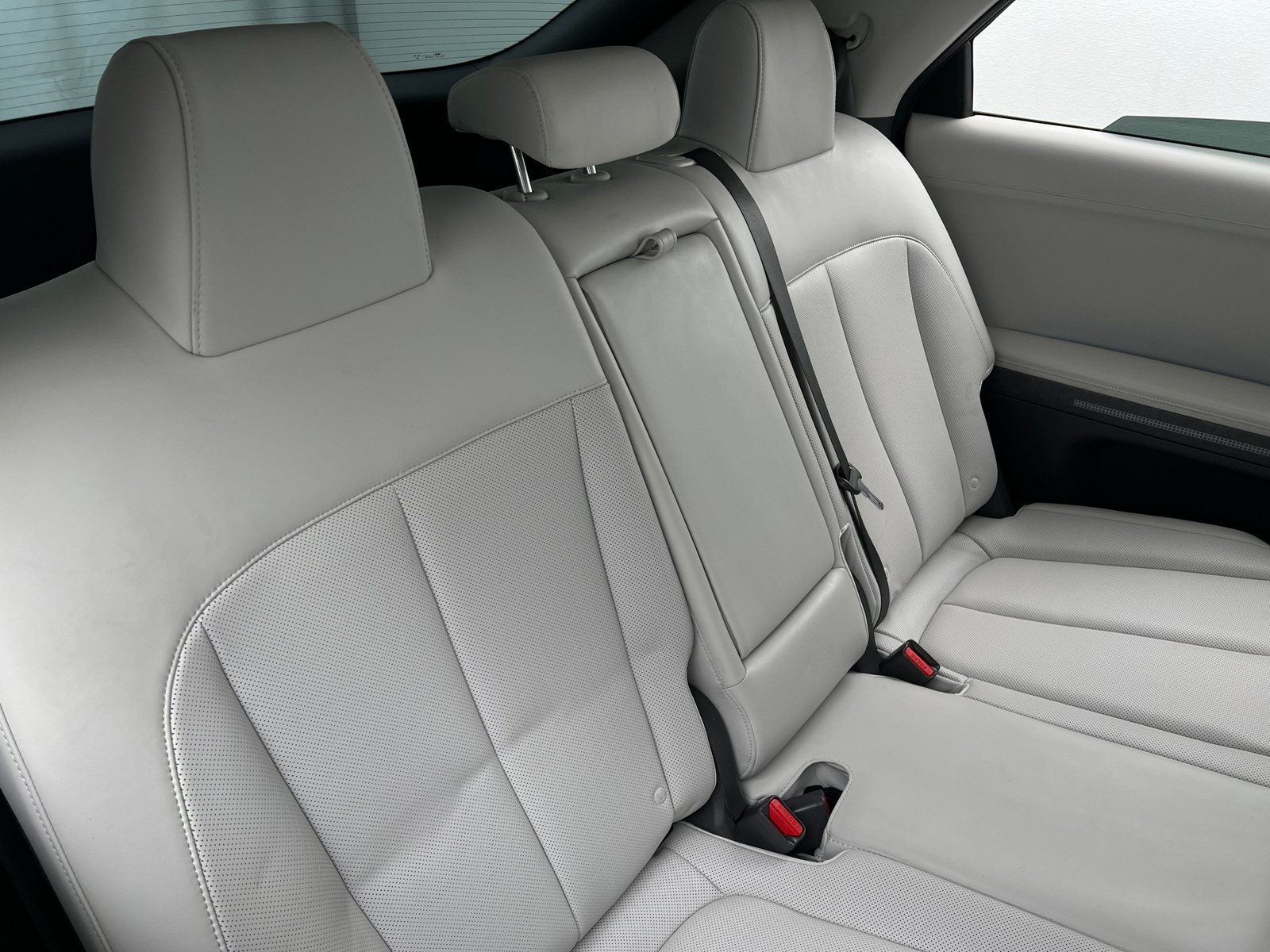 Thumbnail: 2023 Hyundai Ioniq 5 - 5