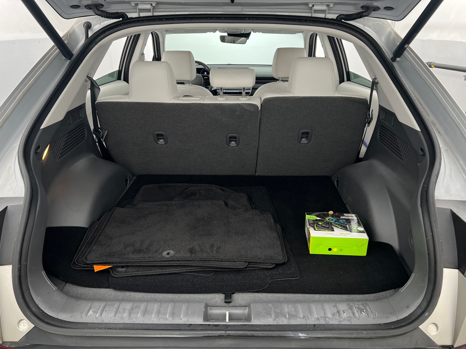 Thumbnail: 2023 Hyundai Ioniq 5 - 6