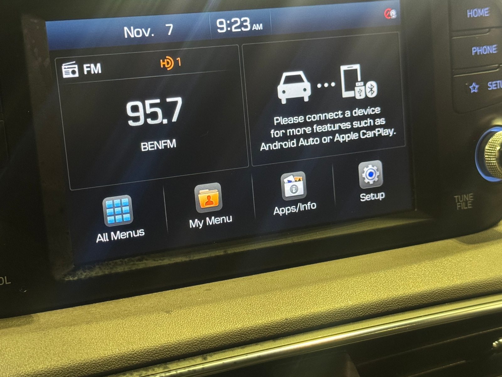 Thumbnail: 2020 Hyundai Santa Fe - 4