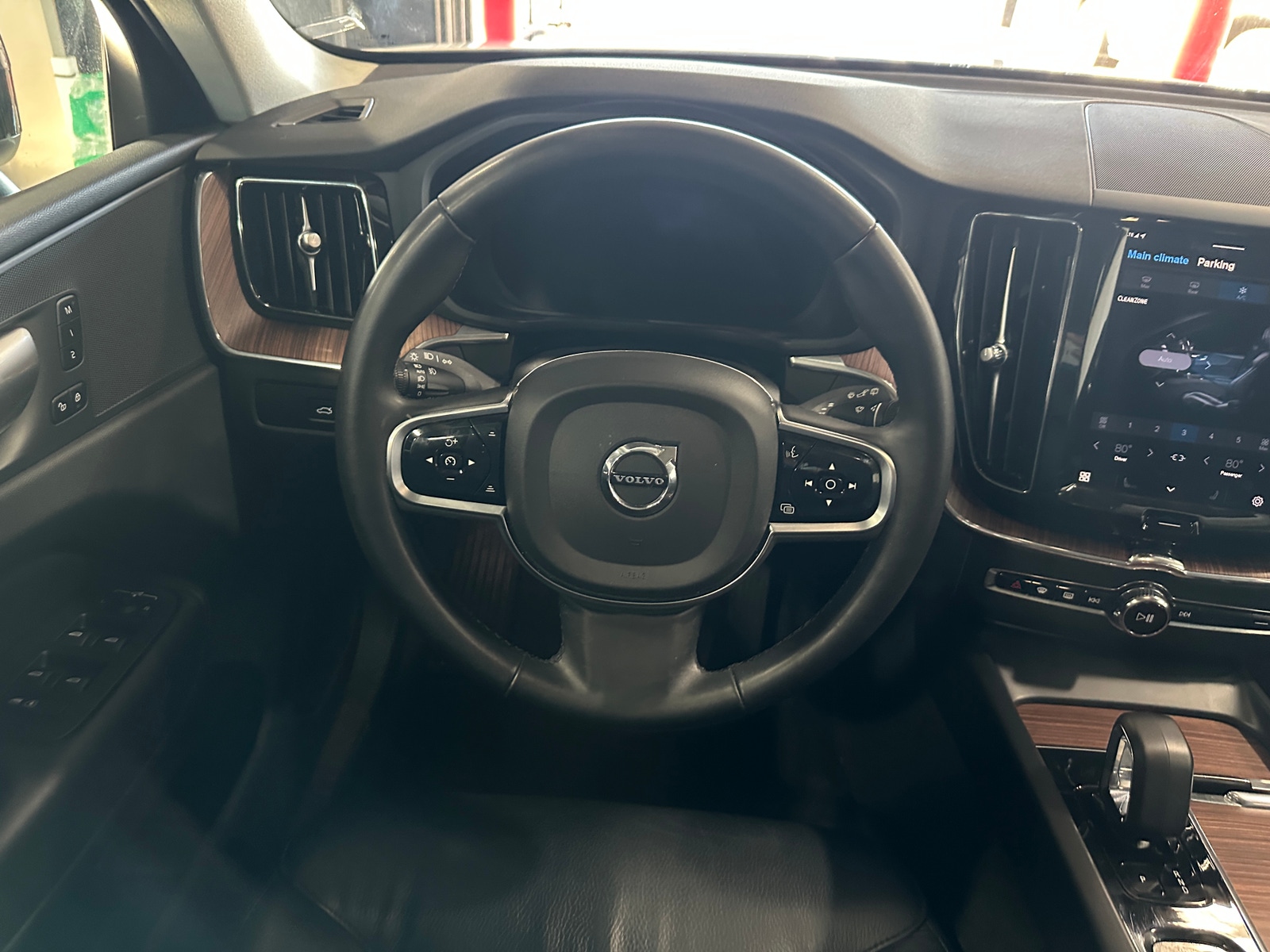 Thumbnail: 2024 Volvo XC60 - 4