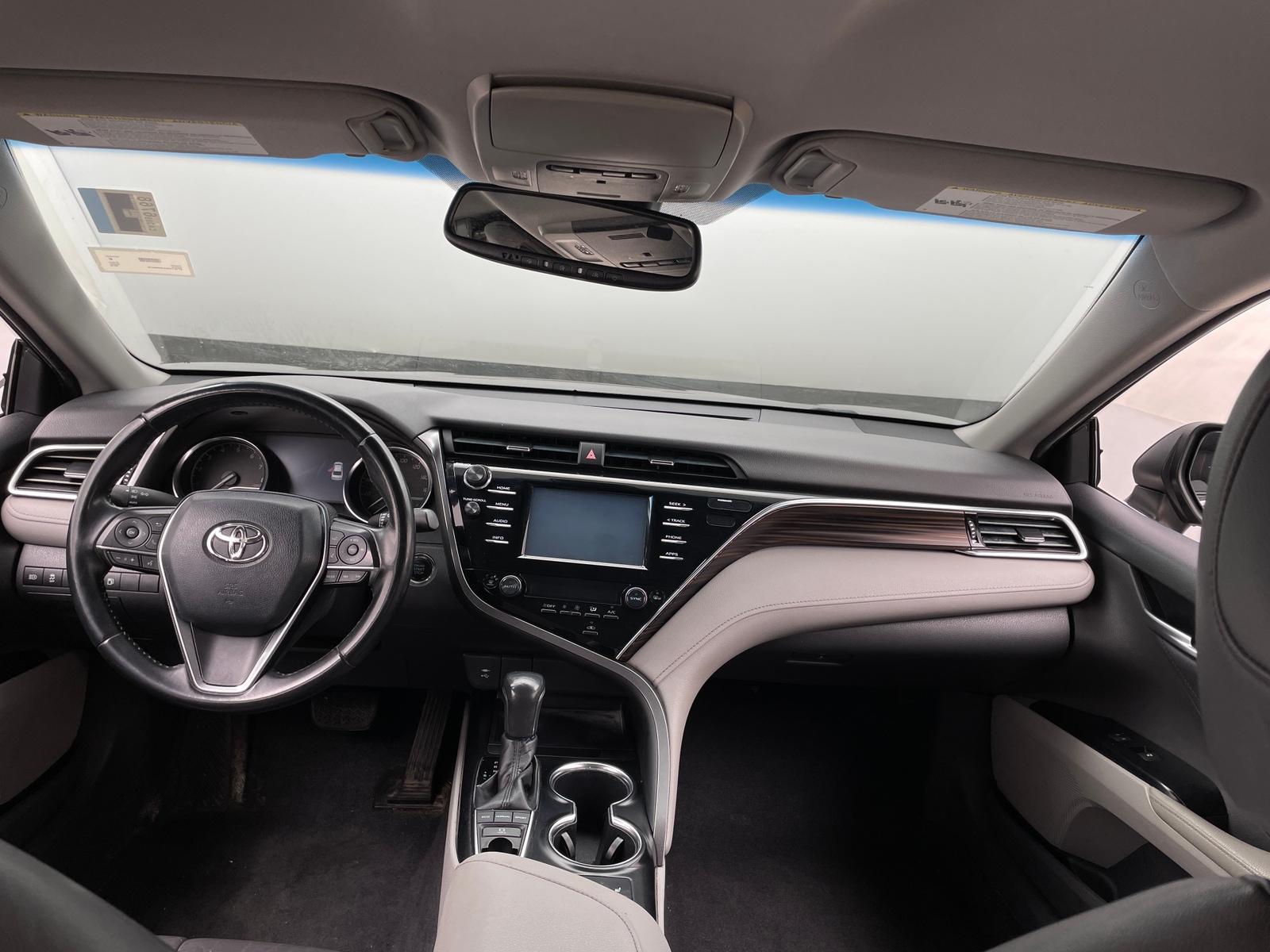 Thumbnail: 2018 Toyota Camry - 3