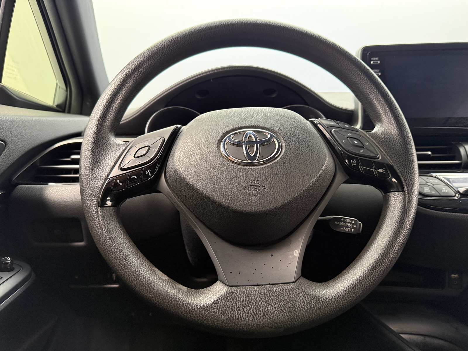 Thumbnail: 2019 Toyota C-HR - 5