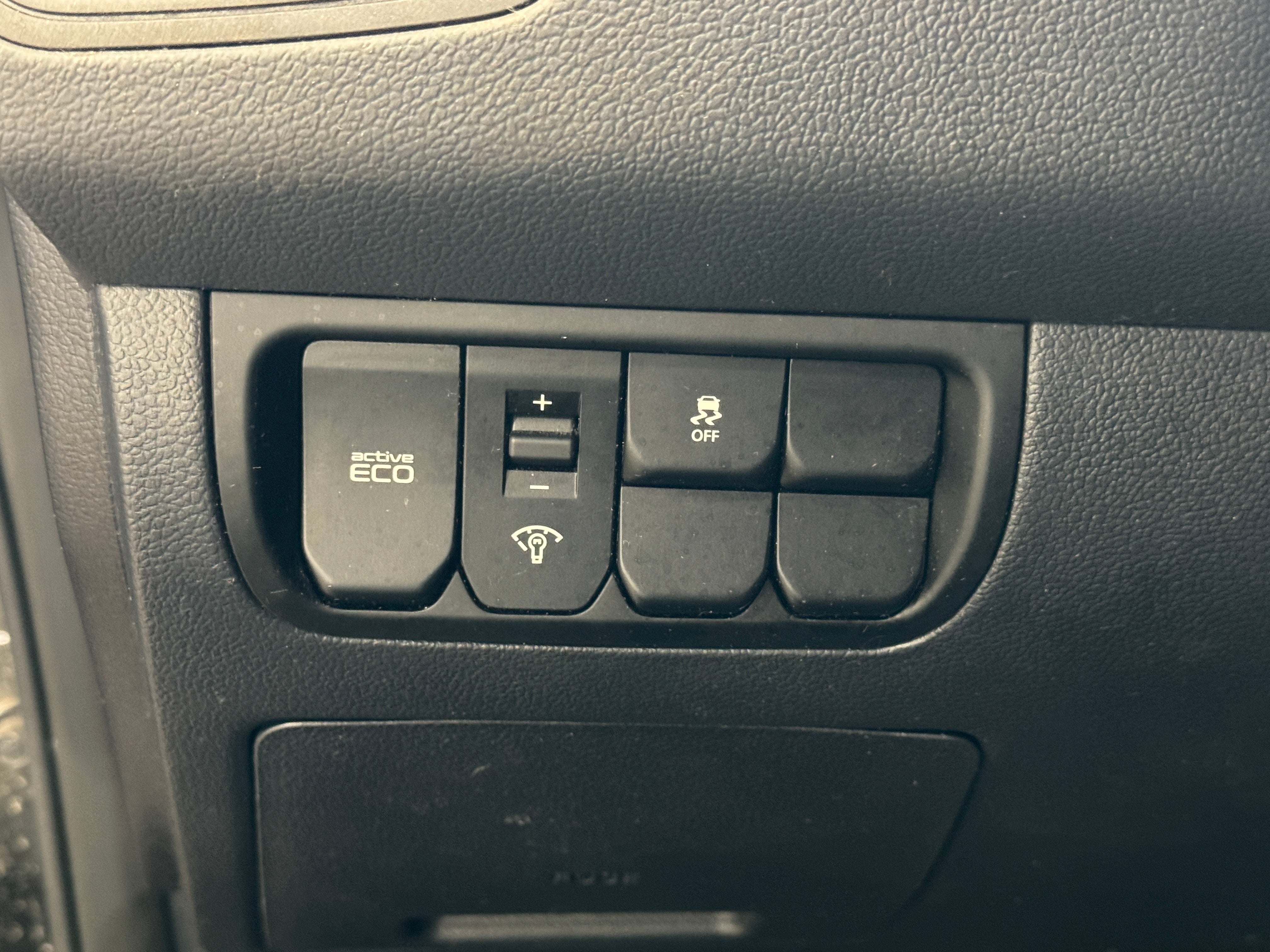 Used 2013 Kia Rio EX with VIN KNADN4A3XD6116132 for sale in Oak Creek, WI