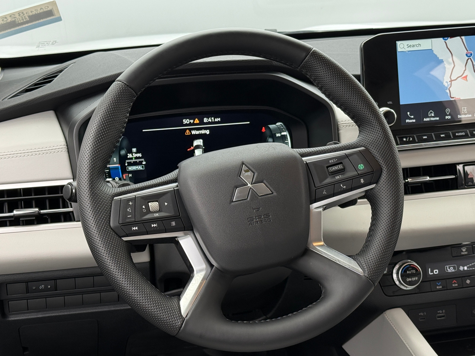 Thumbnail: 2024 Mitsubishi Outlander - 4