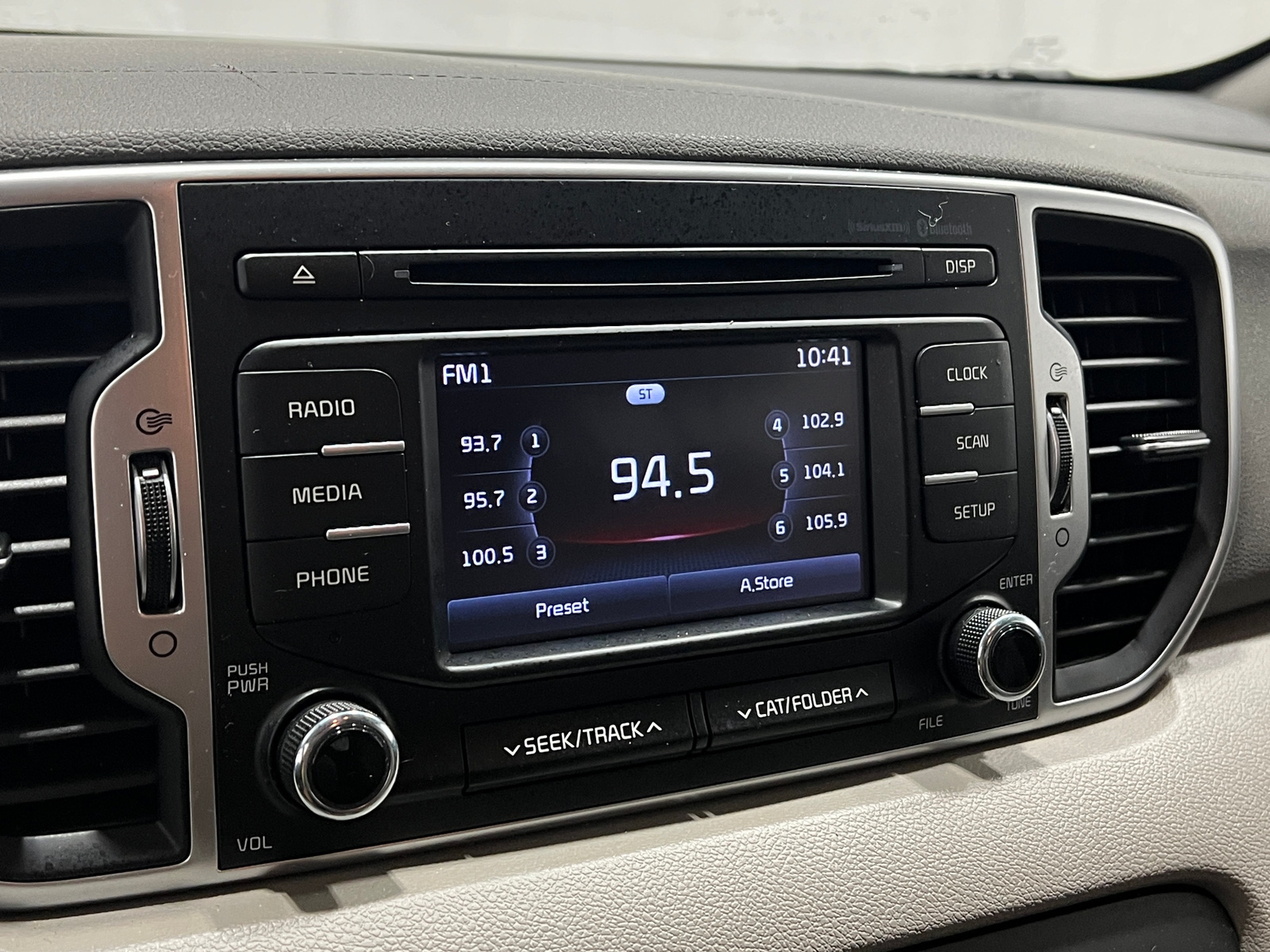 Thumbnail: 2019 Kia Sportage - 4