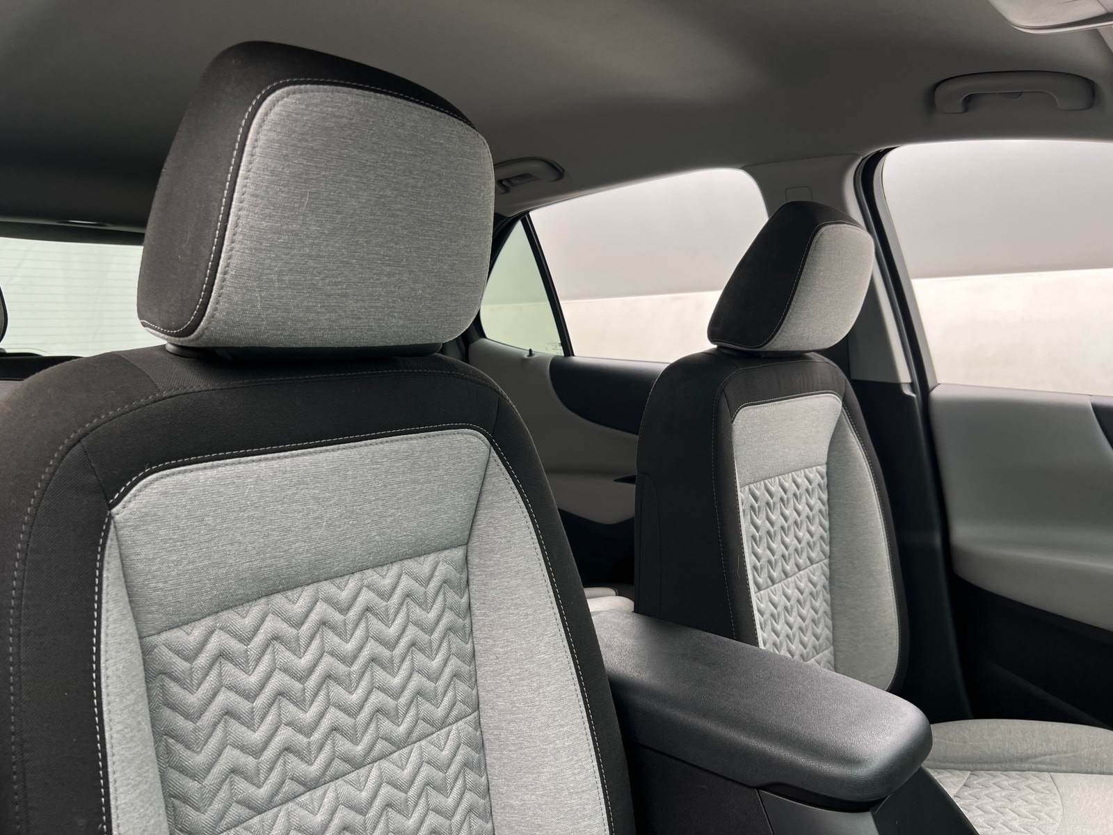 Thumbnail: 2022 Chevrolet Equinox - 2