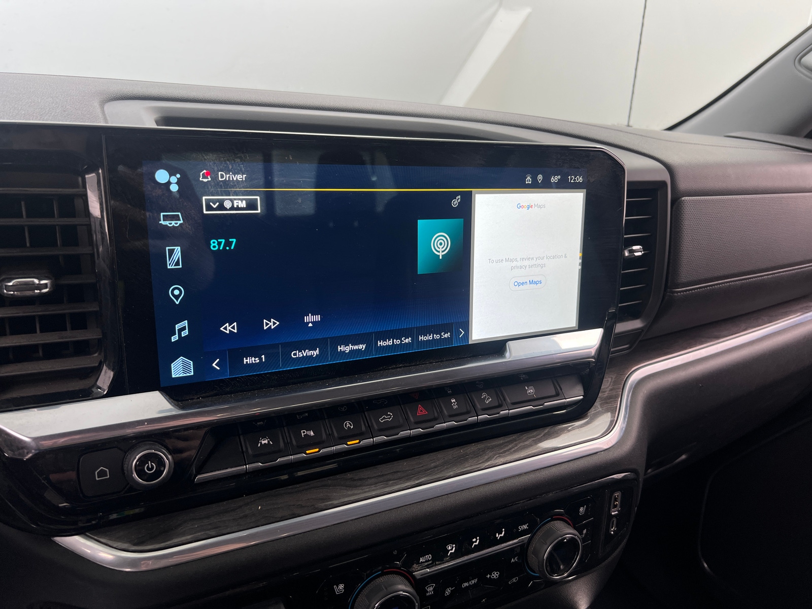 Thumbnail: 2023 Chevrolet Silverado 1500 - 3