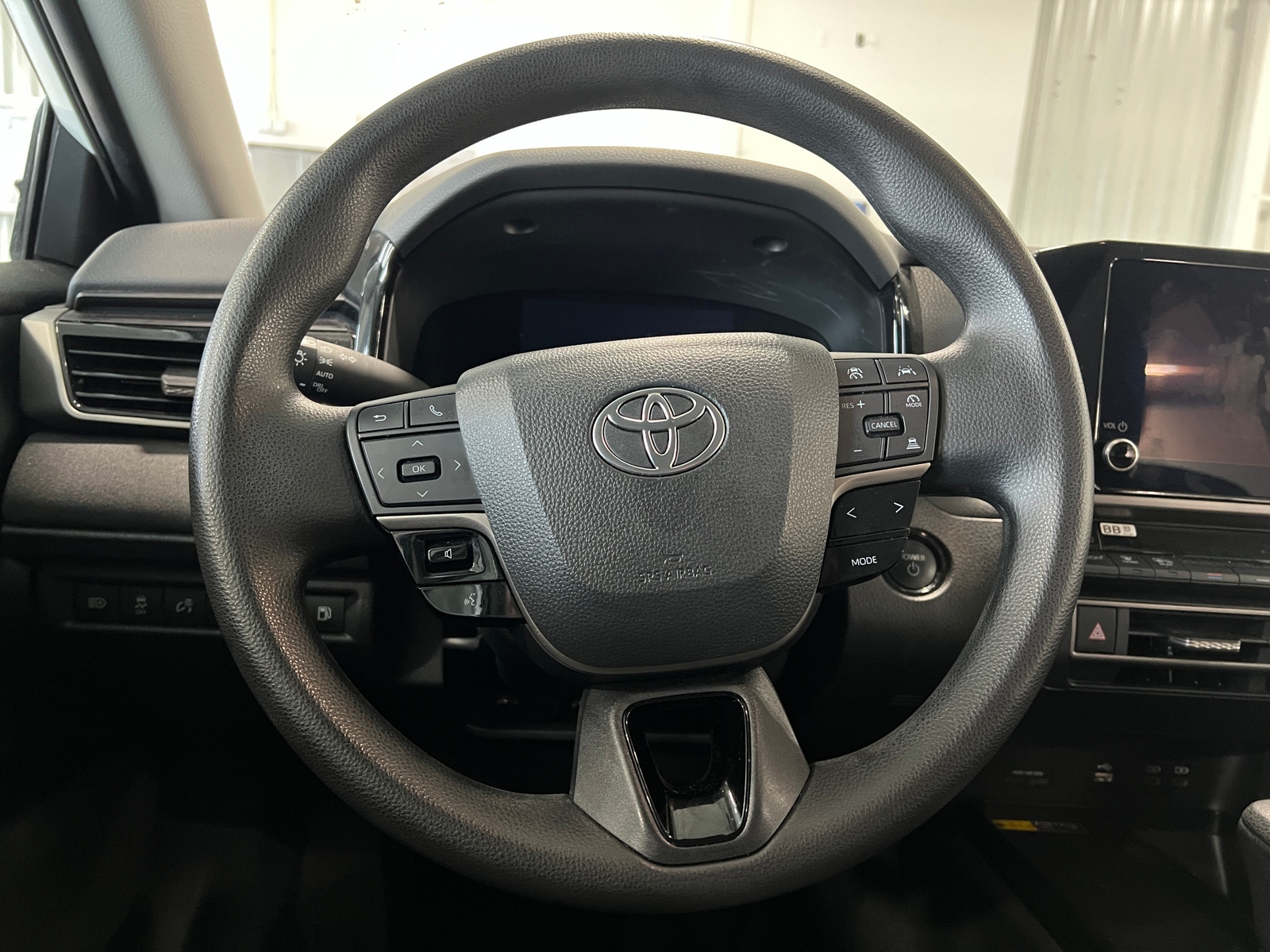 Thumbnail: 2025 Toyota Camry - 5